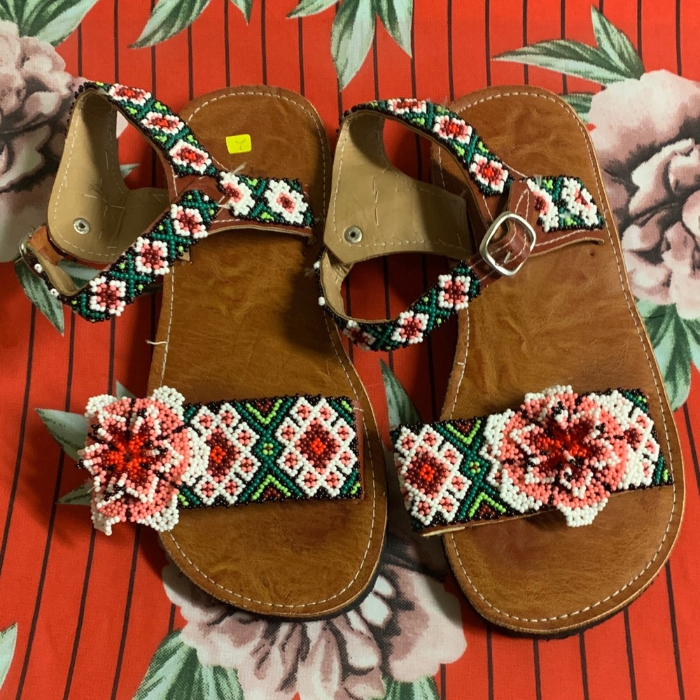 Hand-Beaded Floral Strap Kids Sandals - Pink/Green Size 2.